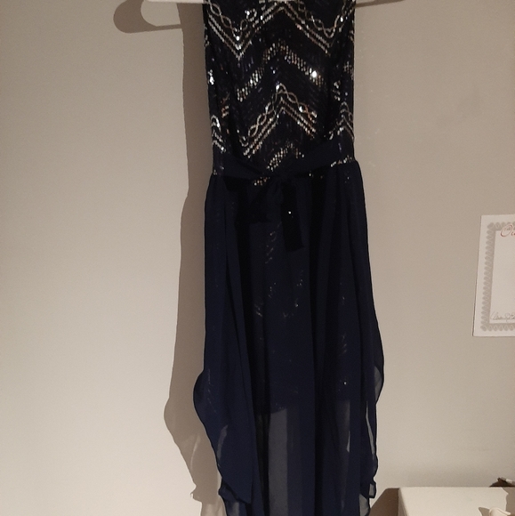 Emily rose - Picture 2 of 3